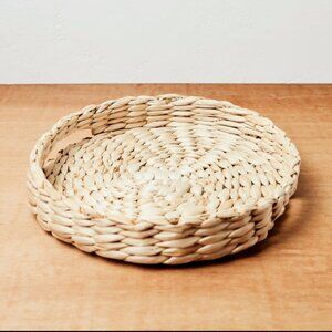 Qalara - The Handwoven 11 inch Tray